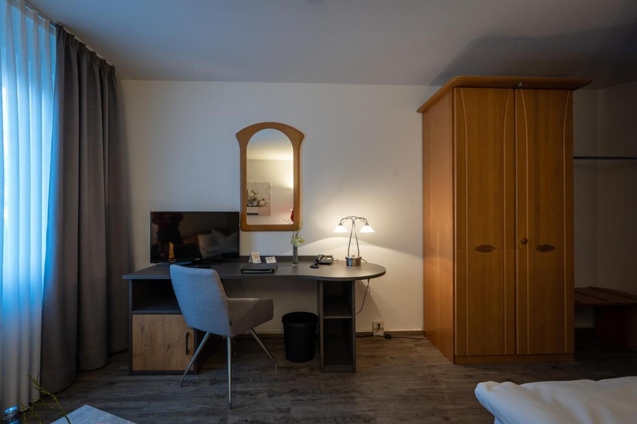 Hotel Pfaelzer Hof บราวน์ชไวก์ ภายนอก รูปภาพ