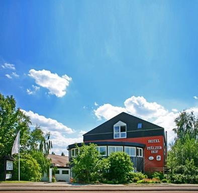 Hotel Pfaelzer Hof บราวน์ชไวก์ ภายนอก รูปภาพ